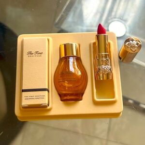 Ohui the First Geniture 2 piece special gift set, Expired 2026